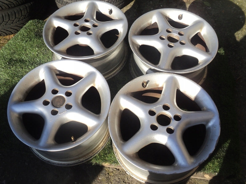 4x Alufelge 15 Zoll 7.0" 5x100 35ET Glanz Weiß Rim Wheel FEL1812269490mj