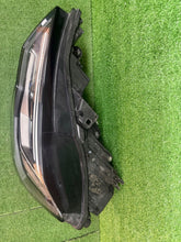 Laden Sie das Bild in den Galerie-Viewer, Frontscheinwerfer Audi A6 4K0941039 LED Links Scheinwerfer Headlight SCH6137321330jy