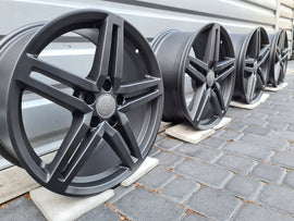 4x Alufelge 18 Zoll 8.0