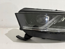Laden Sie das Bild in den Galerie-Viewer, Frontscheinwerfer Skoda Octavia IV 5E4941015A Full LED Links Headlight SCH9749171764xw