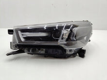 Laden Sie das Bild in den Galerie-Viewer, Frontscheinwerfer Toyota Hilux VIII Links Scheinwerfer Headlight SCH2048015696ar