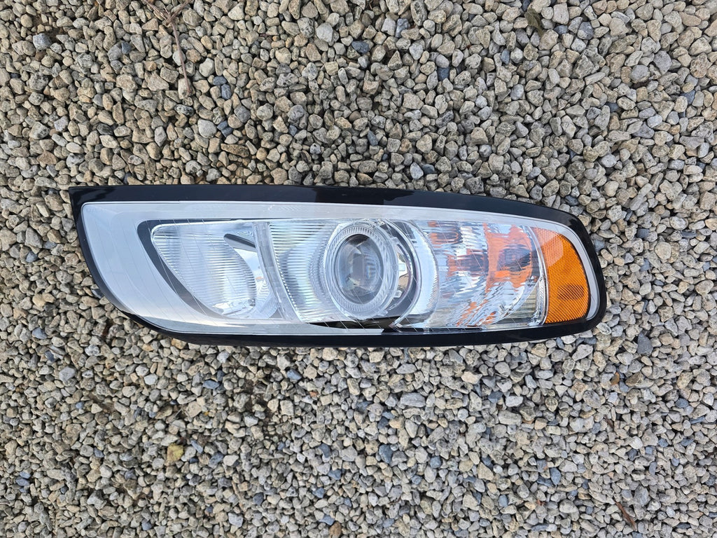 Frontscheinwerfer Volvo S40 V50 32206142 Rechts Scheinwerfer Headlight SCH6935781435ju