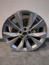 Load image into Gallery viewer, 1x Alufelge 18 Zoll 8.0" 5x112 44ET 3V0601025R Skoda Superb Rim Wheel FEL2944093482jw