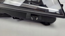 Laden Sie das Bild in den Galerie-Viewer, Frontscheinwerfer Skoda Superb III 3V1941016E LED Rechts Scheinwerfer Headlight SCH9065696791cf