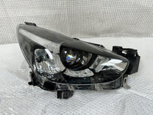 Laden Sie das Bild in den Galerie-Viewer, Frontscheinwerfer Mazda 2 Dj Full LED Rechts Scheinwerfer Headlight