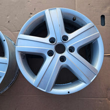 Load image into Gallery viewer, 1x Alufelge 17 Zoll 7.0" 5x120 55ET 7H0601025H VW Rim Wheel FEL1340617571xu