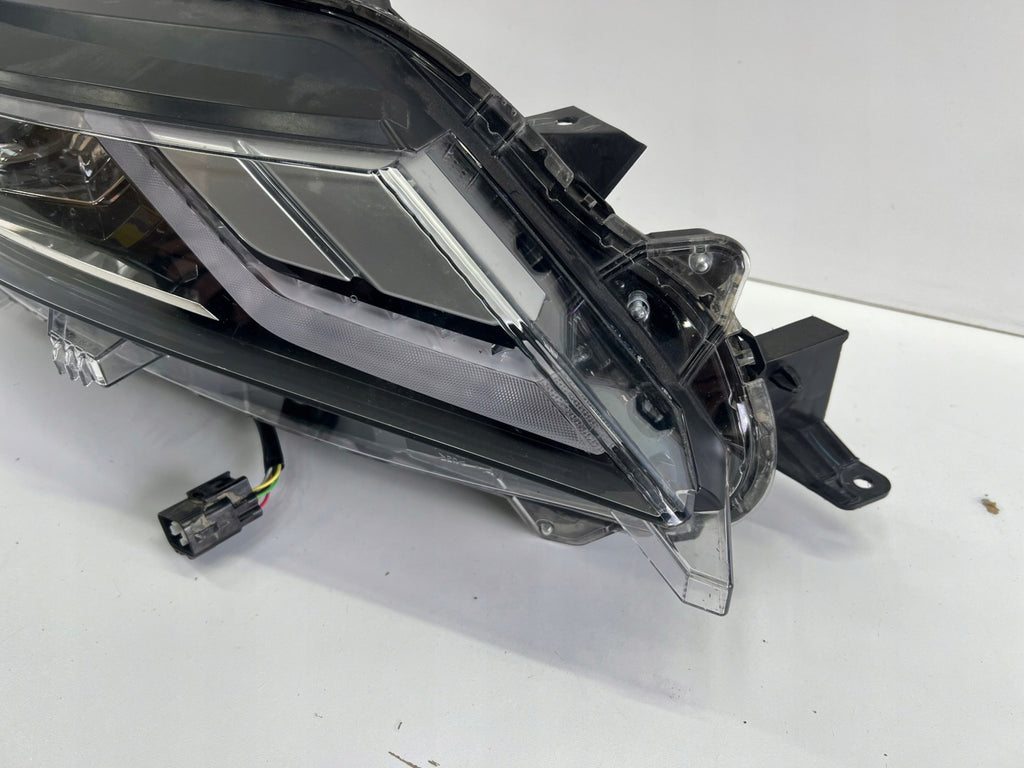 Frontscheinwerfer Mitsubishi L200 W4724 Rechts Scheinwerfer Headlight SCH7794944175qi