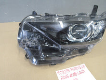 Laden Sie das Bild in den Galerie-Viewer, Frontscheinwerfer Toyota Auris 90070908 Links Scheinwerfer Headlight SCH4447178962oe