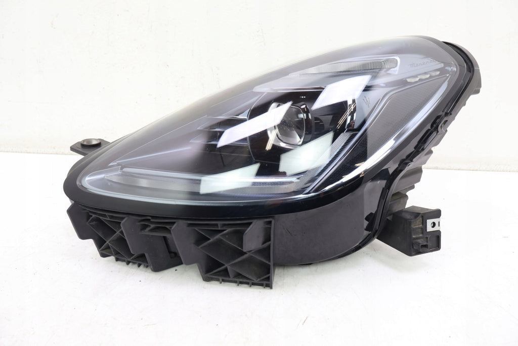 Frontscheinwerfer Maserati 6702930710 Links Scheinwerfer Headlight SCH9299479184se