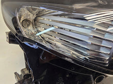 Laden Sie das Bild in den Galerie-Viewer, Frontscheinwerfer Mazda Cx-30 Cx30 DGJ1-51030 DGK9-67890 LED Rechts Headlight SCH8879077985bg