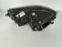 Laden Sie das Bild in den Galerie-Viewer, Frontscheinwerfer VW T5 7E5941016Q LED Rechts Scheinwerfer Headlight SCH4416040966vv