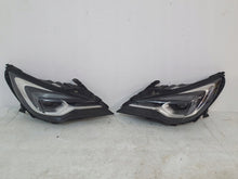 Laden Sie das Bild in den Galerie-Viewer, Frontscheinwerfer Opel Astra K 39023763 39023762 LED Rechts oder Links