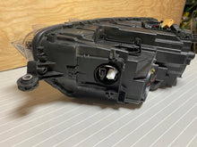 Load image into Gallery viewer, Frontscheinwerfer Skoda Octavia III 5E1941015B LED Links Scheinwerfer Headlight SCH3960863925sg