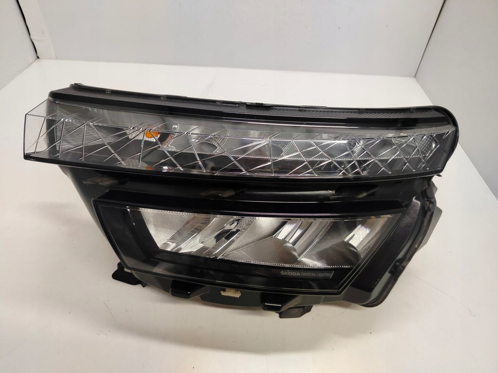Frontscheinwerfer Skoda Kamiq 658941015 LED Ein Stück (Rechts oder Links) SCH7375042981gj