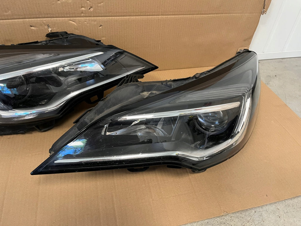 Frontscheinwerfer Opel Astra LED Ein Stück (Rechts oder Links) Headlight