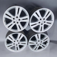 Load image into Gallery viewer, 1x Alufelge 18 Zoll 8.0&quot; 5x112 67ET Silber A2514011302 Mercedes-Benz W251