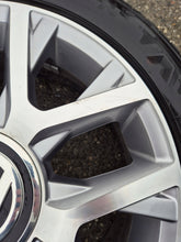 Load image into Gallery viewer, 1x Alufelge 16 Zoll 6.0" 4x100 39ET 1S0601025C VW Rim Wheel FEL7026445115fo