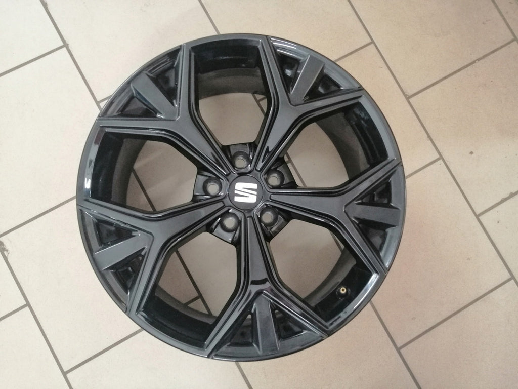 1x Alufelge 19 Zoll 8.0" 5x112 45ET Glanz Schwarz 575601025AQ Seat Ateca FEL4728093230zp