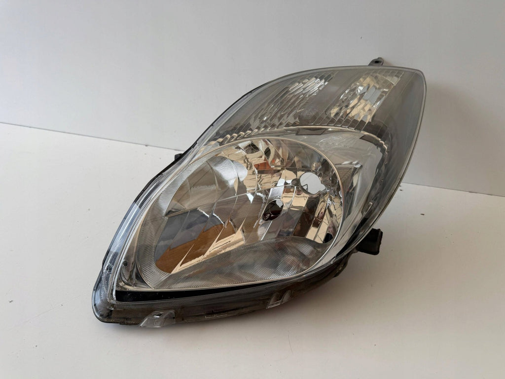 Frontscheinwerfer Toyota Yaris 811500D350 Links Scheinwerfer Headlight SCH6995818859qd
