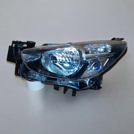 Frontscheinwerfer Mazda II DB5J-51040 Links Scheinwerfer Headlight