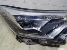 Load image into Gallery viewer, Frontscheinwerfer Toyota Chr 81139-F4070-00 LED Rechts Scheinwerfer Headlight