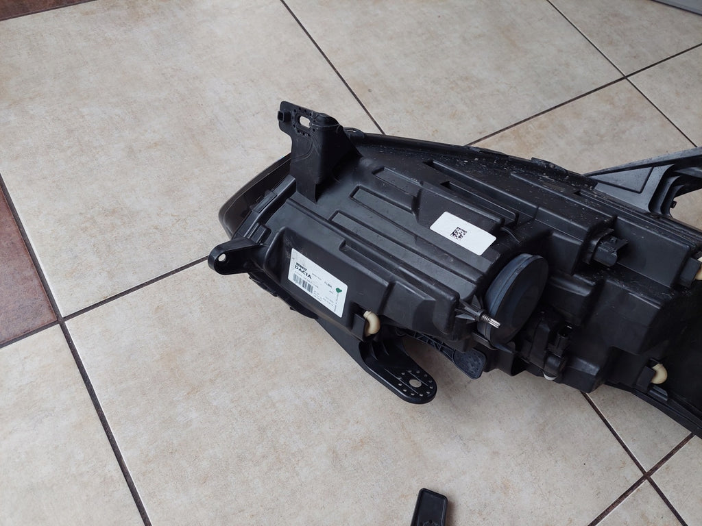 Frontscheinwerfer Dacia Sandero III Logan Jogger 260601750R-1 Links Headlight SCH7385661880nj