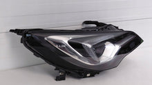 Laden Sie das Bild in den Galerie-Viewer, Frontscheinwerfer Opel Astra K 39187261 Rechts Scheinwerfer Headlight SCH3075050449ti