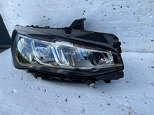 Laden Sie das Bild in den Galerie-Viewer, Frontscheinwerfer BMW 2 Active Tourer U06 5A42244-09 LED Rechts Headlight SCH1018404766ra