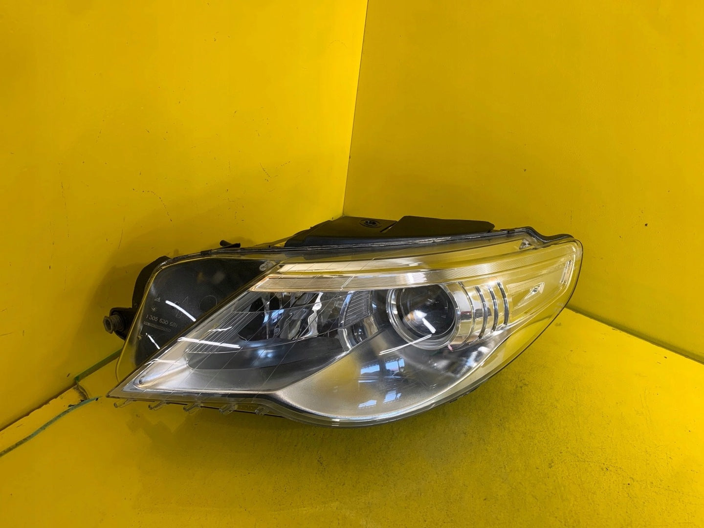 Frontscheinwerfer VW Passat Cc 3C8941751C 0301239281 Xenon Links Headlight SCH5846546004fv