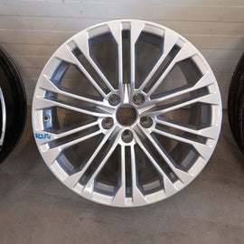 1x Alufelge 18 Zoll Audi A4 Rim Wheel FEL1750872633mf