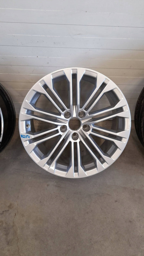 1x Alufelge 18 Zoll Audi A4 Rim Wheel FEL1750872633mf