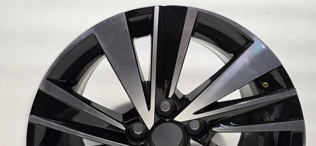 1x Alufelge 17 Zoll 7.5" 5x114.3 40ET Toyota I Rim Wheel FEL1150320660op