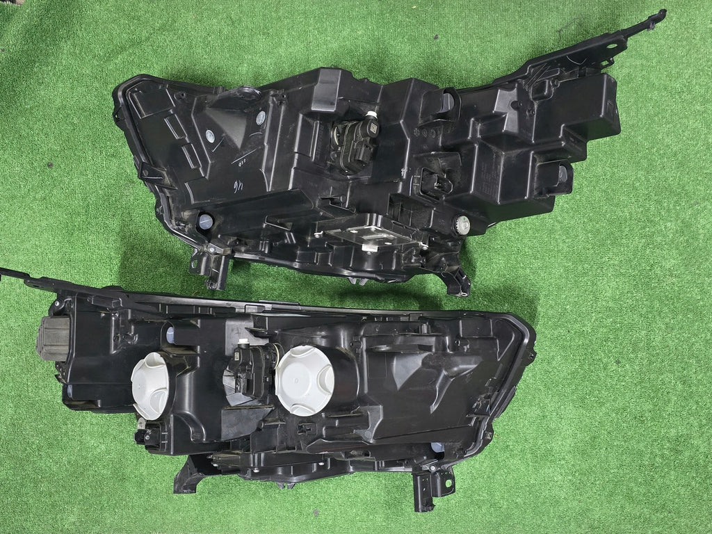 Frontscheinwerfer Renault Kangoo Express 260103264R 260608411R LED Ein Satz SCH4235801413mg