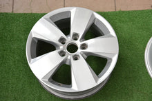 Load image into Gallery viewer, 1x Alufelge 16 Zoll 6.5&quot; 5x112 46ET Glanz Silber 5G0601025J Vw Rim Wheel