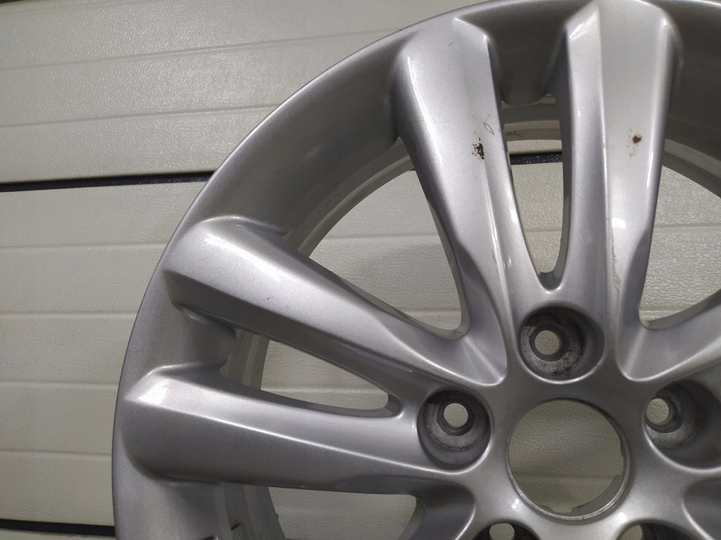 1x Alufelge 18 Zoll 6.5" 5x114.3 48ET Glanz Silber 52910-2S310 Hyundai Tucson