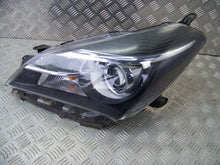 Laden Sie das Bild in den Galerie-Viewer, Frontscheinwerfer Toyota Yaris Links Scheinwerfer Headlight SCH6150555093ks