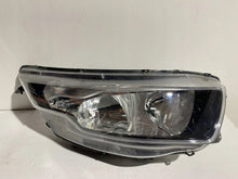 Laden Sie das Bild in den Galerie-Viewer, Frontscheinwerfer Iveco Daily I 5801473749 Rechts Scheinwerfer Headlight SCH3029565136uk