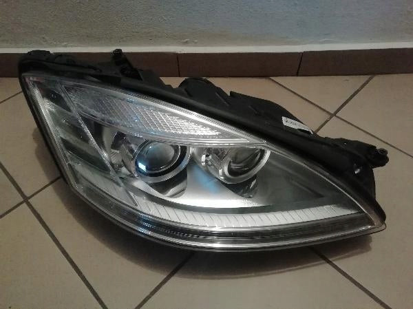 Frontscheinwerfer Mercedes-Benz W221 A2218201439 Xenon Rechts Headlight SCH2114289832kc