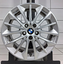 Laden Sie das Bild in den Galerie-Viewer, 1x Alufelge 17 Zoll 7.5" 5x112 54ET Glanz Silber 6856084 BMW F44 F45 1 F40 FEL1885652327lo