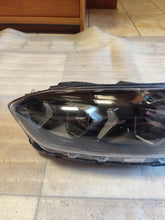 Laden Sie das Bild in den Galerie-Viewer, Frontscheinwerfer Kia Ceed 92101J7500 Links Scheinwerfer Headlight SCH2264907711ci