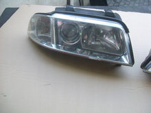 Laden Sie das Bild in den Galerie-Viewer, Frontscheinwerfer Audi A4 B5 8D0941003 Ein Stück (Rechts oder Links) Headlight