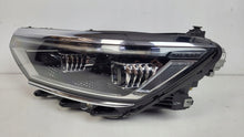 Laden Sie das Bild in den Galerie-Viewer, Frontscheinwerfer VW Passat B8 3G1941081T Ein Stück (Rechts oder Links) SCH4927532653rv