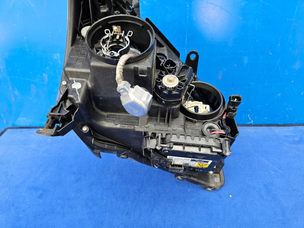 Frontscheinwerfer Toyota Avensis Xenon Links Scheinwerfer Headlight SCH3427765185he