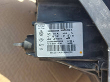 Laden Sie das Bild in den Galerie-Viewer, Frontscheinwerfer Renault Clio I V 260605690R Links Scheinwerfer Headlight SCH5042415874py