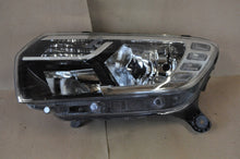 Laden Sie das Bild in den Galerie-Viewer, Frontscheinwerfer Dacia Logan Sandero II 260605665R Links Scheinwerfer Headlight