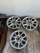 Load image into Gallery viewer, 1x Alufelge 16 Zoll 6.5" 5x112 54ET Glanz Silber 006855103 Mini Rim Wheel FEL7110741961fn