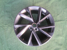 Load image into Gallery viewer, 1x Alufelge 19 Zoll 9.0" 5x112 44ET Glanz Graphit 3V0601025AP Mg Superb Iii FEL5203353513ba