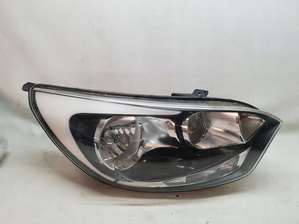 Frontscheinwerfer Kia Rio III 92102-1W000 LED Ein Stück (Rechts oder Links)