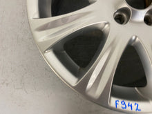 Load image into Gallery viewer, 1x Alufelge 17 Zoll 7.0" 5x108 50ET Glanz Silber 30760638 Volvo V70 Rim Wheel FEL5892837227uy
