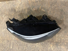 Load image into Gallery viewer, Frontscheinwerfer VW 10B941006A LED Rechts Scheinwerfer Headlight SCH7385430137sz